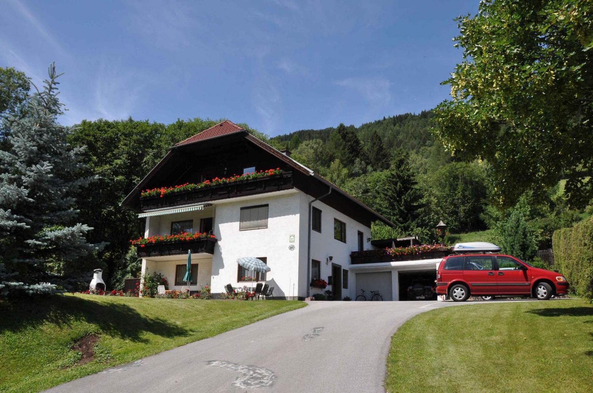 Апартаменти Haus Osterrieder Санкт-Міхель-ім-Лунгау Екстер'єр фото