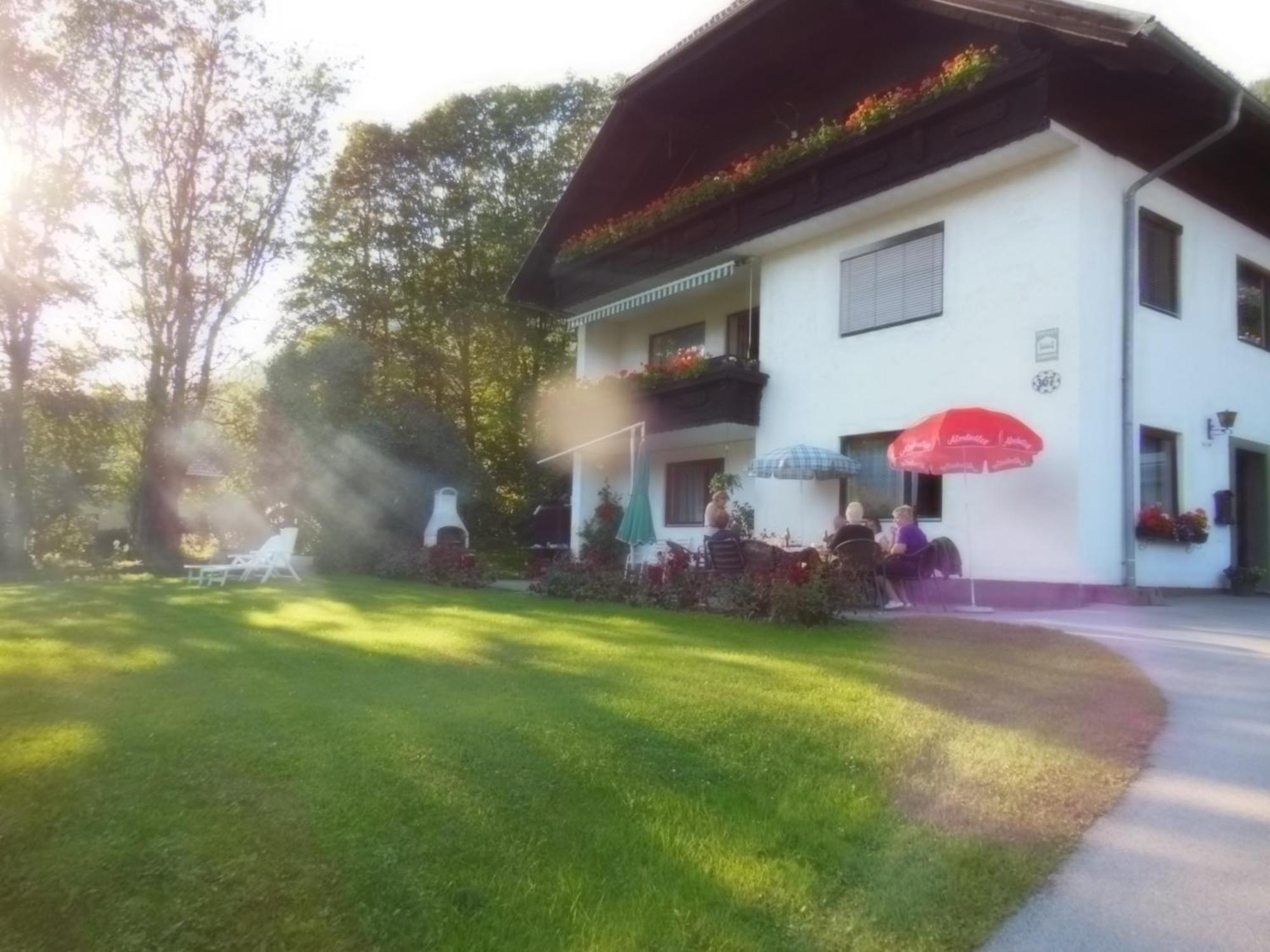 Апартаменти Haus Osterrieder Санкт-Міхель-ім-Лунгау Екстер'єр фото